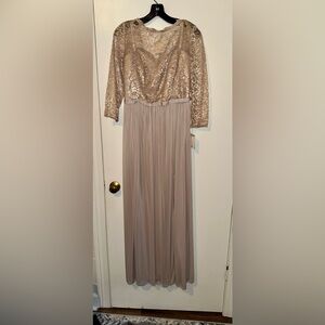 David’s Bridal Lace Top Bridesmaid or Mother’s Dress NWT Size 12